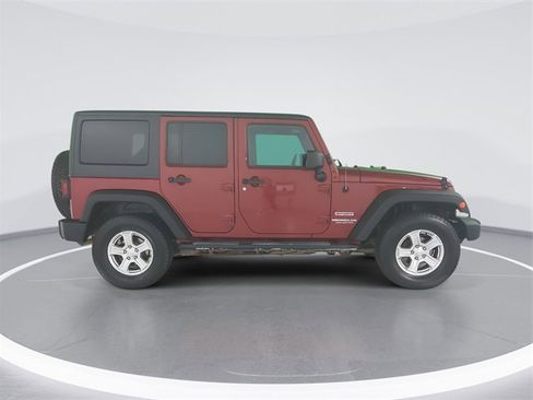 Used 2012 Jeep Wrangler Unlimited Sport image 2
