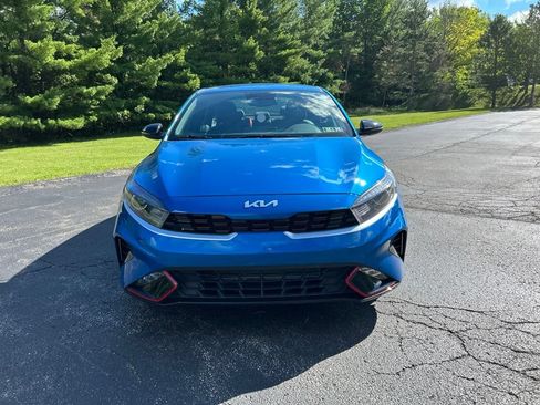 Used 2023 Kia Forte GT-Line FWD image 2