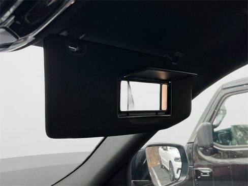 Used 2023 Jeep Grand Cherokee Overland w/ Luxury Tech Group IV image 38