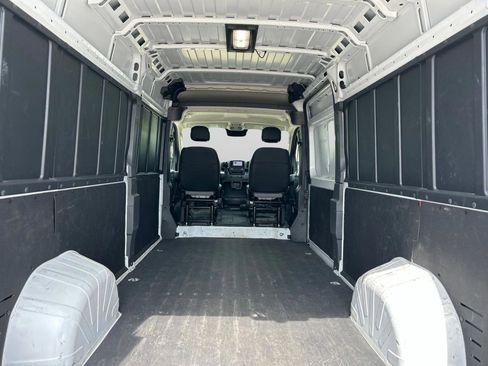 Used 2024 RAM ProMaster 2500 w/ Convenience Group FWD image 36