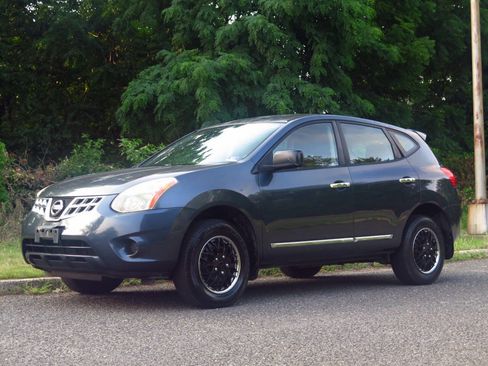 Used 2012 Nissan Rogue S AWD/4WD image 1