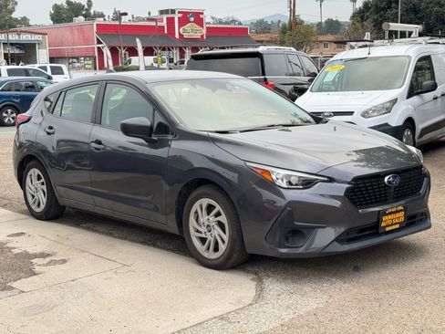 Used 2024 Subaru Impreza 2.0i image 2