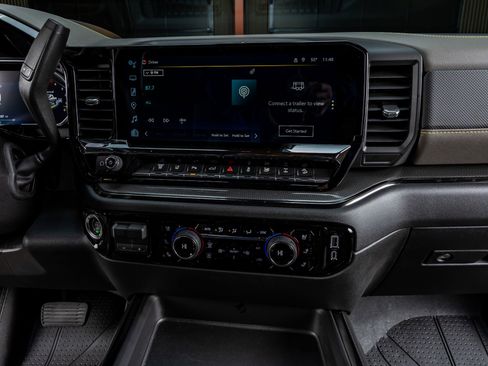 Used 2026 Chevrolet Silverado 2500 ZR2 w/ LPO, Dark Essentials Package image 24