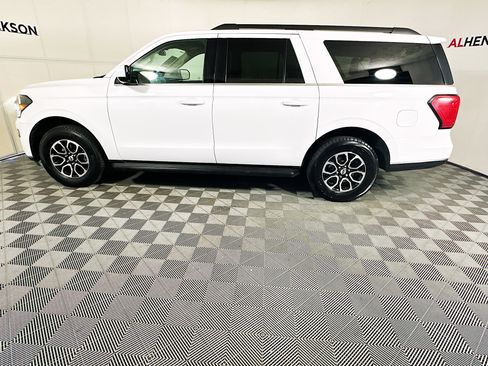 Used 2024 Ford Expedition Max XLT image 6