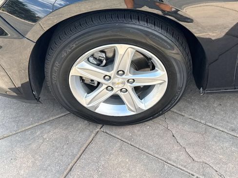 Used 2021 Chevrolet Malibu LS FWD image 11