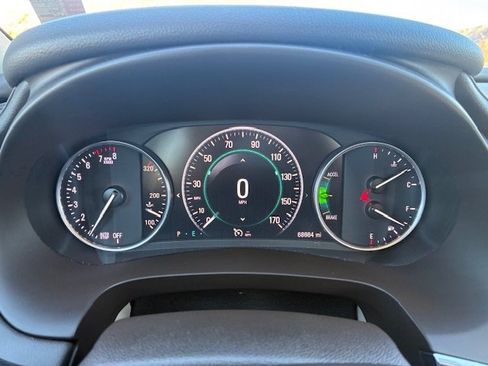 Used 2019 Buick LaCrosse Preferred image 12