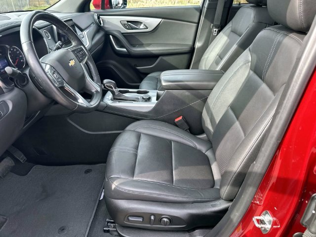 Used 2022 Chevrolet Blazer LT FWD image 18