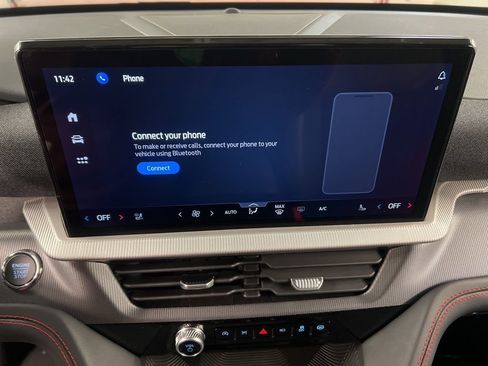 New 2026 Ford Explorer ST-Line w/ ST-Line Street Pack image 11