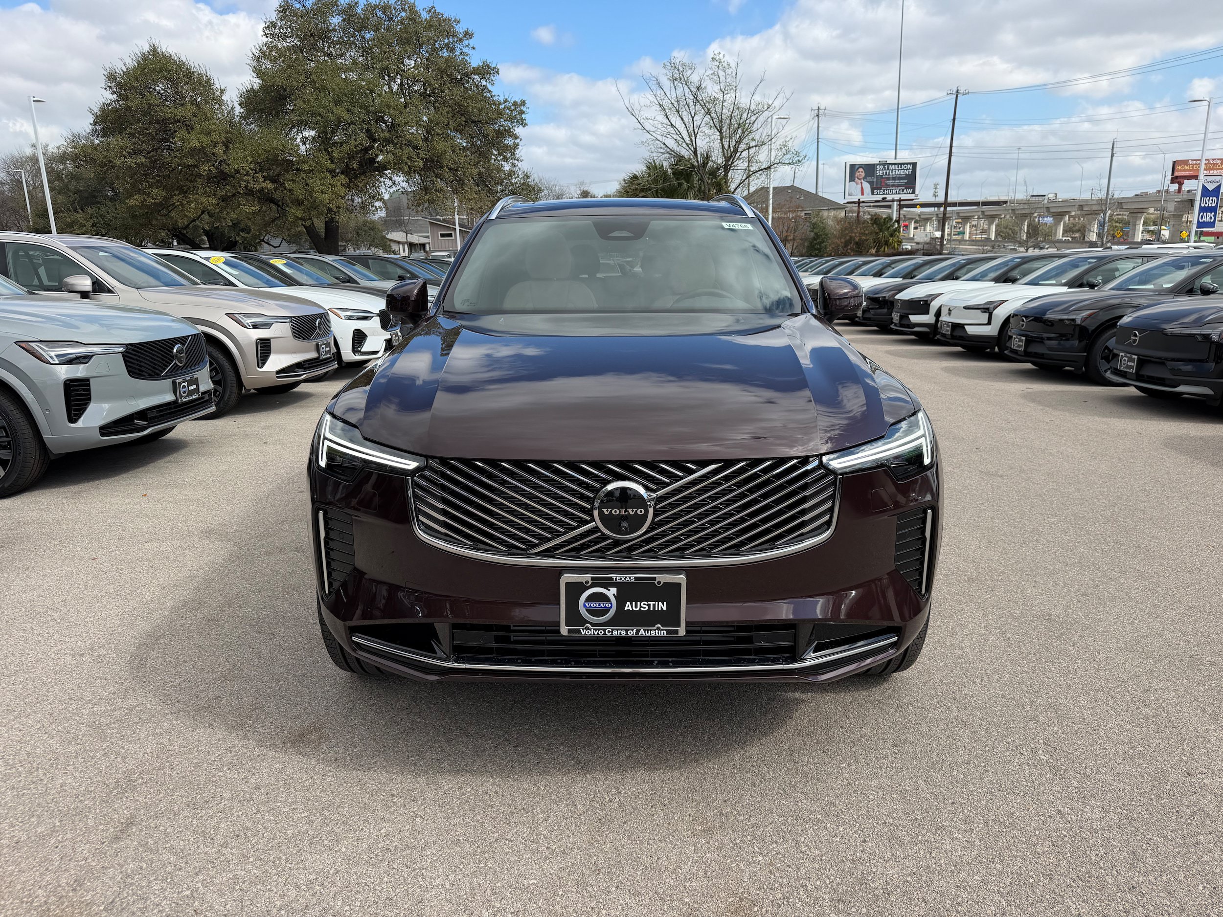 New 2026 Volvo XC90 T8 Plus AWD/4WD image 6
