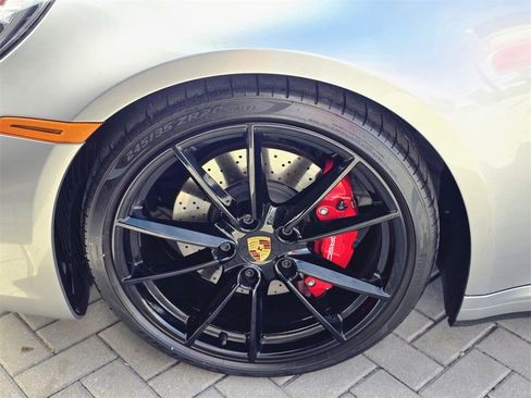 Used 2021 Porsche 911 Carrera S image 6