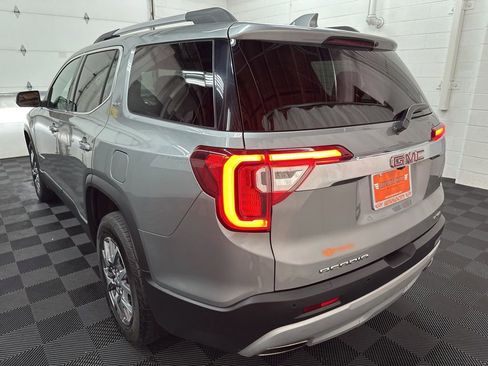 Used 2023 GMC Acadia SLT AWD/4WD image 8