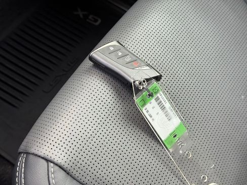 Certified 2024 Lexus GX 550 image 42