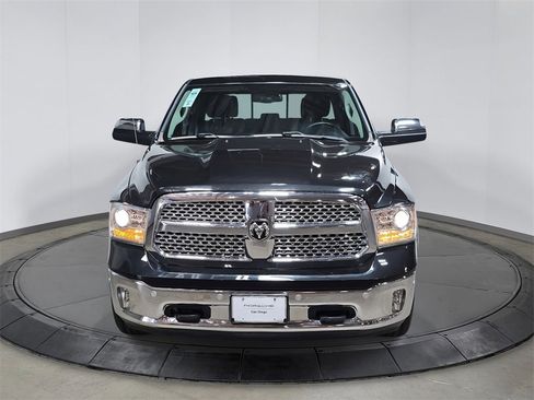 Used 2017 RAM 1500 Laramie w/ Convenience Group image 10