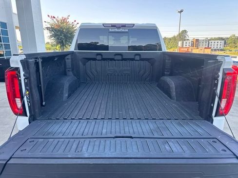 Used 2025 GMC Sierra 1500 AT4 w/ AT4 Premium Package AWD/4WD image 24