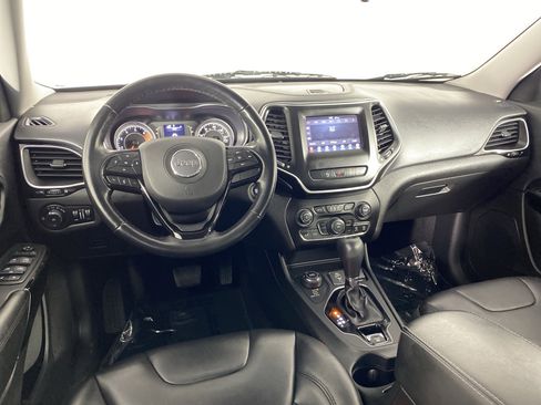 Used 2021 Jeep Cherokee Latitude Plus image 19