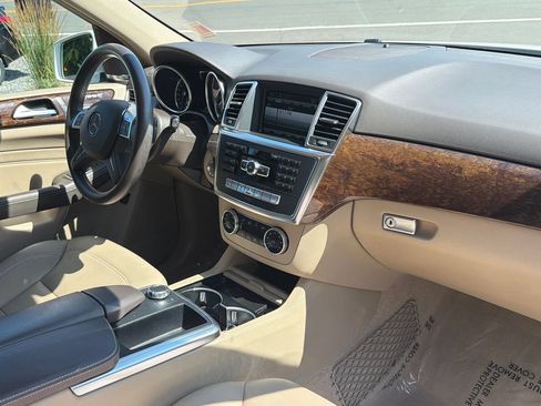 Used 2013 Mercedes-Benz ML 350 4MATIC image 12