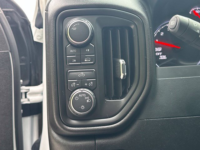 Used 2024 Chevrolet Silverado 1500 Custom w/ Turbomax Blackout Package AWD/4WD image 24