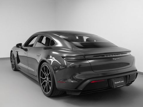 New 2025 Porsche Taycan image 3