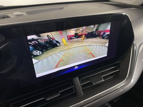 New 2026 Chevrolet Trax ACTIV w/ Sunroof Package image 14