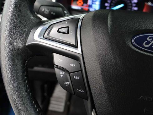 Used 2020 Ford Edge SEL w/ Convenience Package AWD/4WD image 21