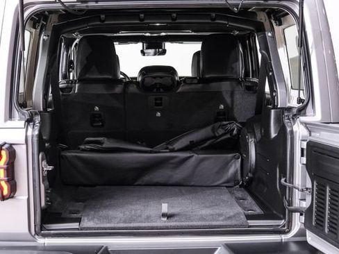 Used 2020 Jeep Wrangler Unlimited Rubicon AWD/4WD image 34