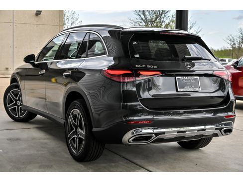 New 2026 Mercedes-Benz GLC 300 4MATIC image 4