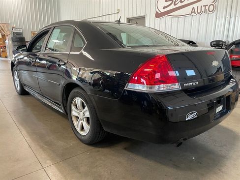 Used 2016 Chevrolet Impala Limited LS FWD image 3