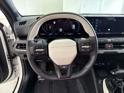 Used 2025 Kia K4 GT-Line FWD image 29
