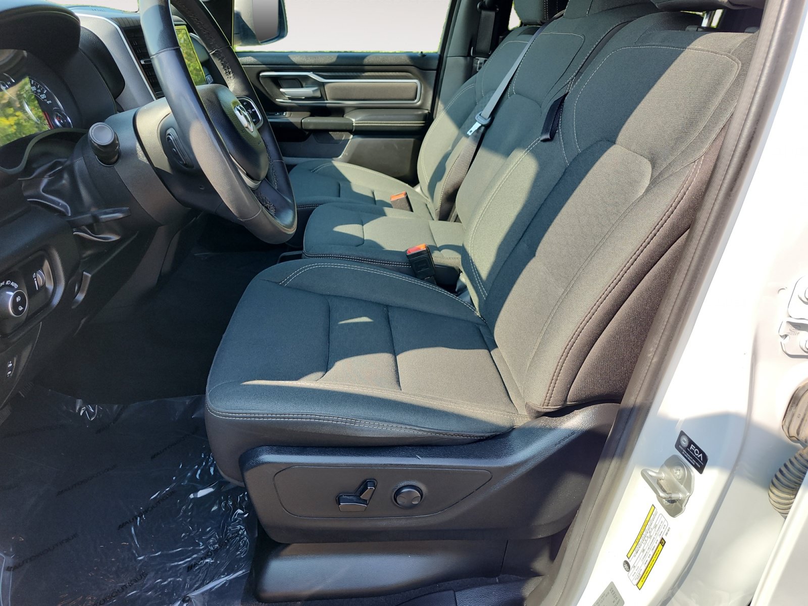Used 2025 RAM 1500 Lone Star AWD/4WD image 9