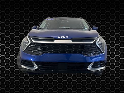Used 2023 Kia Sportage SX image 2