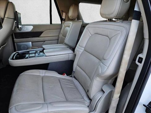 Used 2019 Lincoln Navigator L Reserve w/ Cargo Package image 17