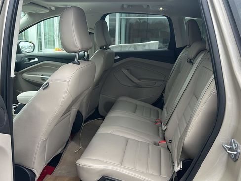 Used 2018 Ford Escape Titanium w/ Ford Safe & Smart Package image 11