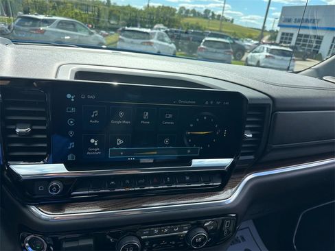 Used 2025 Chevrolet Silverado 1500 LT image 17