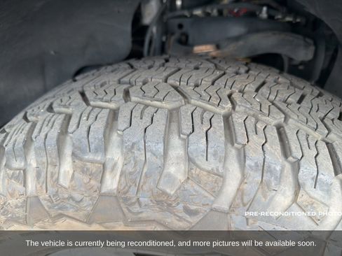 Used 2019 Ford F150 XLT w/ Equipment Group 302A Luxury image 6