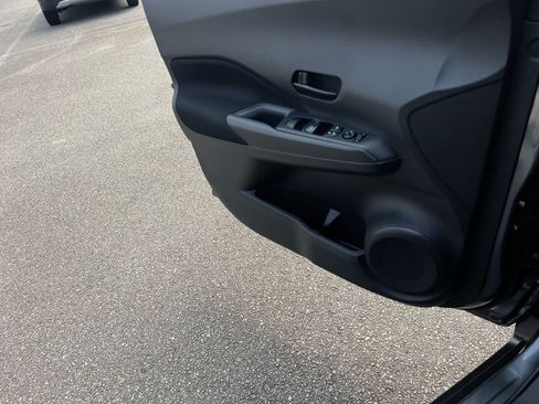 Used 2025 Nissan Kicks Play S FWD image 14