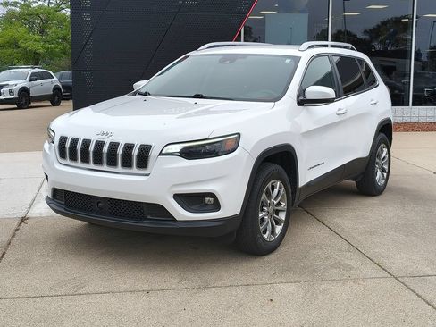 Used 2020 Jeep Cherokee Latitude Lux w/ Quick Order Package 26H Lux AWD/4WD image 1