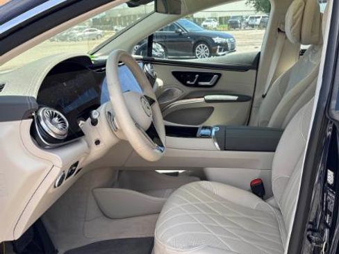 Used 2023 Mercedes-Benz EQS 580 4MATIC Sedan image 2