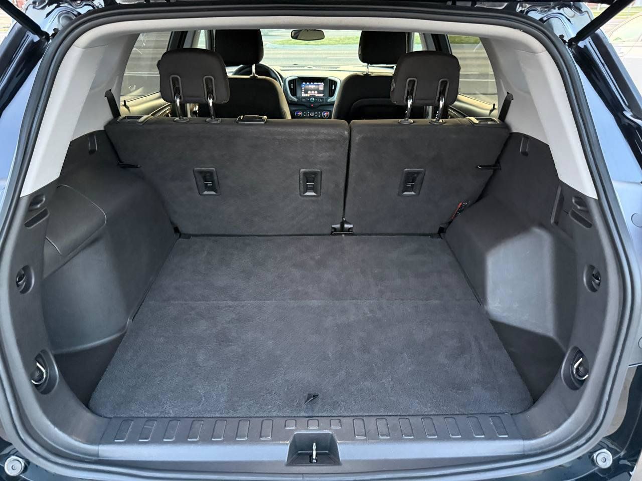 Used 2020 GMC Terrain SLE w/ Driver Convenience Package FWD image 47