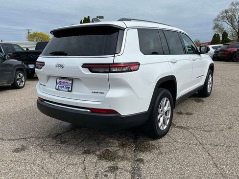Used 2022 Jeep Grand Cherokee L Limited AWD/4WD image 5
