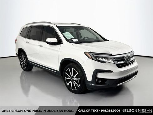 Used 2022 Honda Pilot Touring image 3