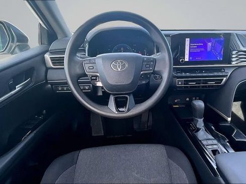 Used 2025 Toyota Camry LE FWD image 8
