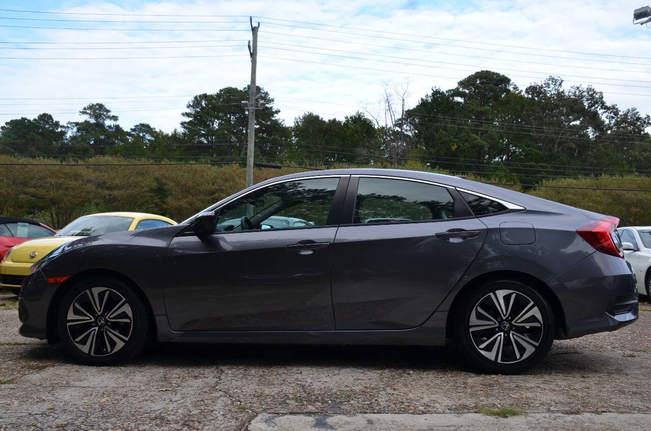 Used 2017 Honda Civic EX-T image 7