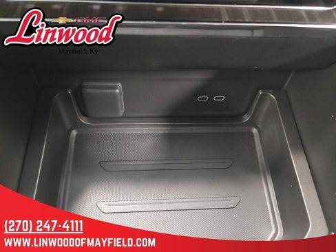 New 2025 GMC Sierra EV Denali image 25