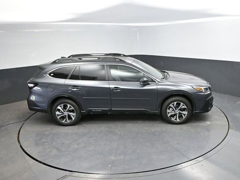 Used 2020 Subaru Outback Limited w/ Popular Package #2 AWD/4WD image 45