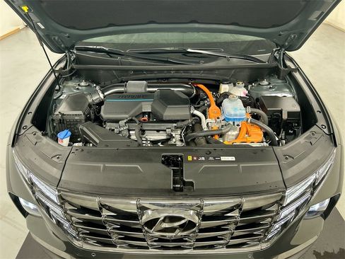 Used 2024 Hyundai Tucson Limited image 25