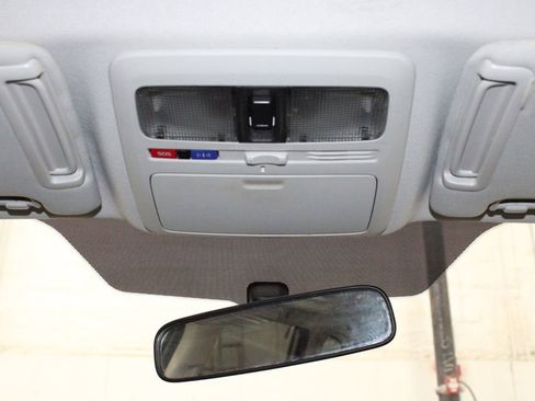 Used 2018 Subaru Forester 2.5i Premium w/ All-Weather Package image 29