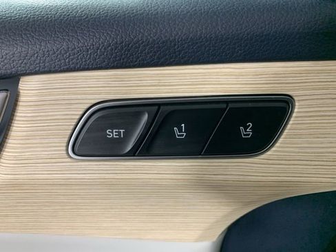 Used 2024 Hyundai Palisade Limited AWD/4WD image 20