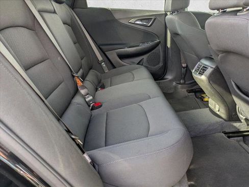 Used 2024 Chevrolet Malibu LT image 19