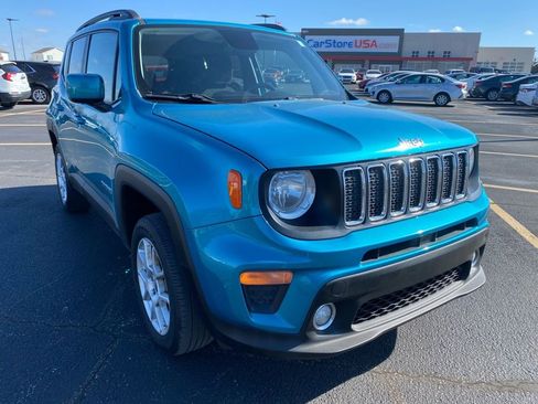 Used 2019 Jeep Renegade Latitude image 3
