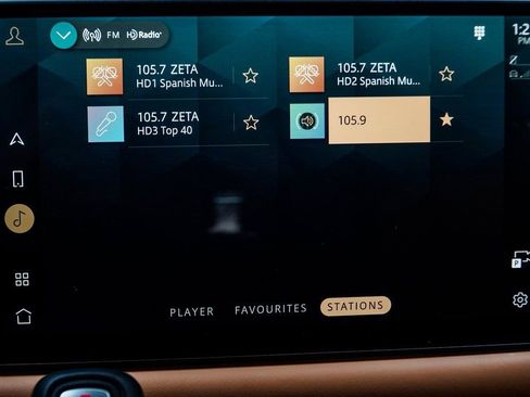 Used 2024 Land Rover Defender 130 X image 25